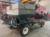 Getrokken Veldspuit  Wolfs 1.50 2 ruggen plantmachine