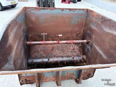 Zaagselstrooier voor boxen Mehrtens 1200 Ltr