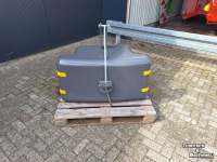Gebruikte onderdelen van tractoren  750 KG