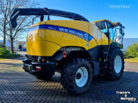 Veldhakselaar New Holland FR 600