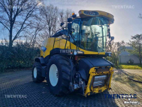 Veldhakselaar New Holland FR 600
