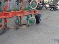 Ploegen Kverneland lB 100-200 twister