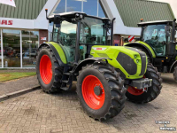 Tractor / Trekker Claas Axos 3.105