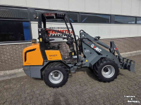 Shovel / Wiellader / Kniklader Giant V452T