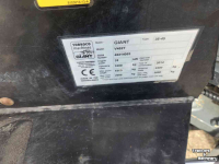 Shovel / Wiellader / Kniklader Giant V452T