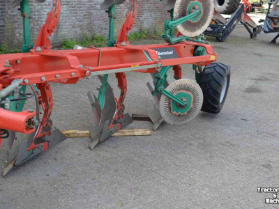 Ploegen Kverneland lB 100-200 twister