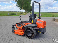 Zitmaaier Kubota ZD1211 zeroturn zitmaaier