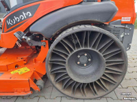 Zitmaaier Kubota ZD1211 zeroturn zitmaaier