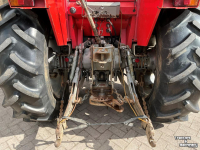Tractor / Trekker Massey Ferguson 590-4 met voorlader