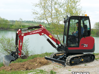 Rupskraan / Graafmachine op rupsen Yanmar SV-26