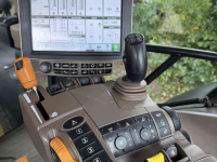 Tractor / Trekker John Deere 6215R