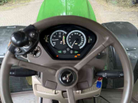 Tractor / Trekker John Deere 6215R
