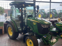 Smalspoor tractor John Deere 3046R