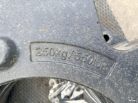 Gebruikte onderdelen van tractoren New Holland / CNH Wielgewichten 2x250kg