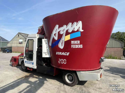 Zelfrijdende Voermengwagen Unifast Virage 200 voermengwagen voermachines