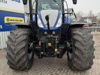 Tractor / Trekker New Holland T 7.270 Blue Power
