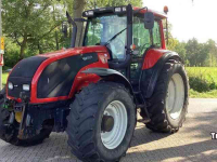 Tractor / Trekker Valtra T190