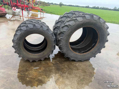 Wielen, Banden, Velgen & Afstandsringen BKT Agrimax RT765 580/70R38 en 420/70R28