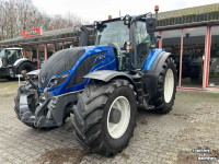 Tractor / Trekker Valtra T214 Versu