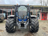 Tractor / Trekker Valtra T214 Versu