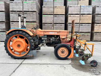 Rijenspuit Fiat 4 Cylinder rijenspuit 75CM