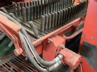 Aardappelrooier Grimme SR 80-40 bunkerrooier | egelband | gestuurde as