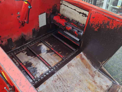Voeruitkuilwagen Trioliet UKW 3500