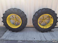 Wielen, Banden, Velgen & Afstandsringen Kleber 14.9R30  380/85R30