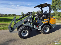 Shovel / Wiellader / Kniklader Giant G 2700 HD