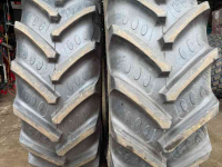 Wielen, Banden, Velgen & Afstandsringen BKT 520/85R38 (20.8R38)
