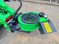 Veegmachine Avant Hydraulische Bladblazer