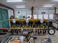 Zaaimachine Delimbe T5, T14, T15,T18, T20  fronttank, granulaat strooier zaaimachine