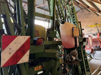 Getrokken Veldspuit Amazone UG 2000