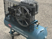 Diverse gebruikte onderdelen Airpress K100-450 Compressor