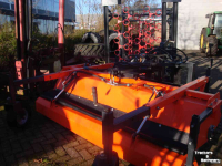 Veegmachine Hofstede 240
