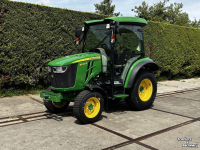 Smalspoor tractor John Deere 3046R