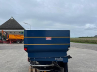 Kunstmeststrooier Bogballe M2W D Kunstmeststrooier
