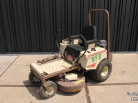 Zitmaaier Grasshopper 124-41 zeroturn zitmaaier zero-turn maaimachine