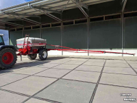 Kunstmeststrooier Overum wingjet 4024