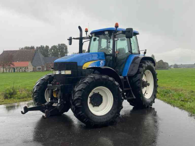 Traktoren New Holland TM 175 Fronthef en frontpto