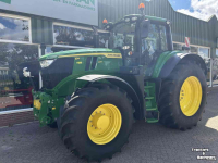 Tractor / Trekker John Deere 6M 220