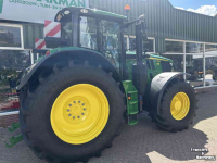Tractor / Trekker John Deere 6M 220
