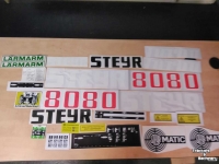 Diverse nieuwe onderdelen Steyr 80 serie