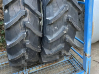 Wielen, Banden, Velgen & Afstandsringen Trelleborg 420/85R38 en 340/85R28