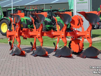 Ploegen Kuhn VARIMASTER L ON LAND