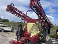 Getrokken Veldspuit Hardi Navigator 3000 in zeer nette staat