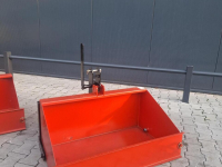 Trekkerbak / Transportbak  Nieuwe grondbak t.b.v. mini tractor budgetlijn scherpe prijs