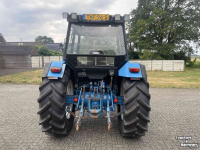 Tractor / Trekker Ford 4830 16-speed dual power
