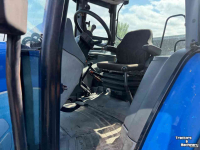 Tractor / Trekker New Holland TL 80 A met voorlader