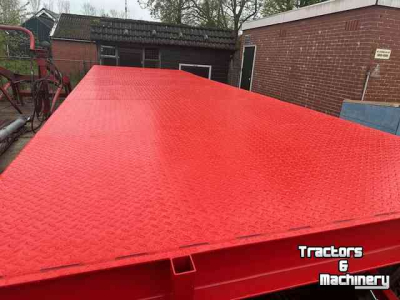 Vierwielige wagen / Landbouwwagen  Landbouw wagen/aanhanger HS 8.20